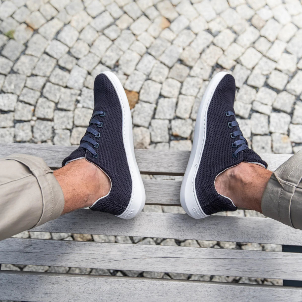 Globetrotter II - Navy Blue